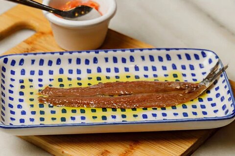 Anchoa del Cantábrico en “Mariposa” en aceite de oliva Ortiz