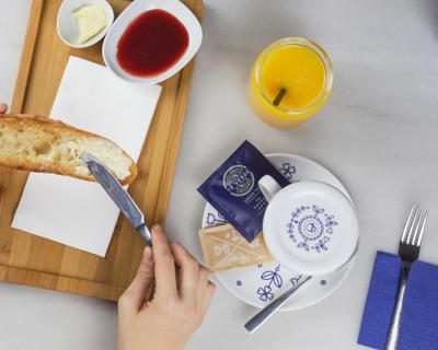 Cafe + tostada + zumo