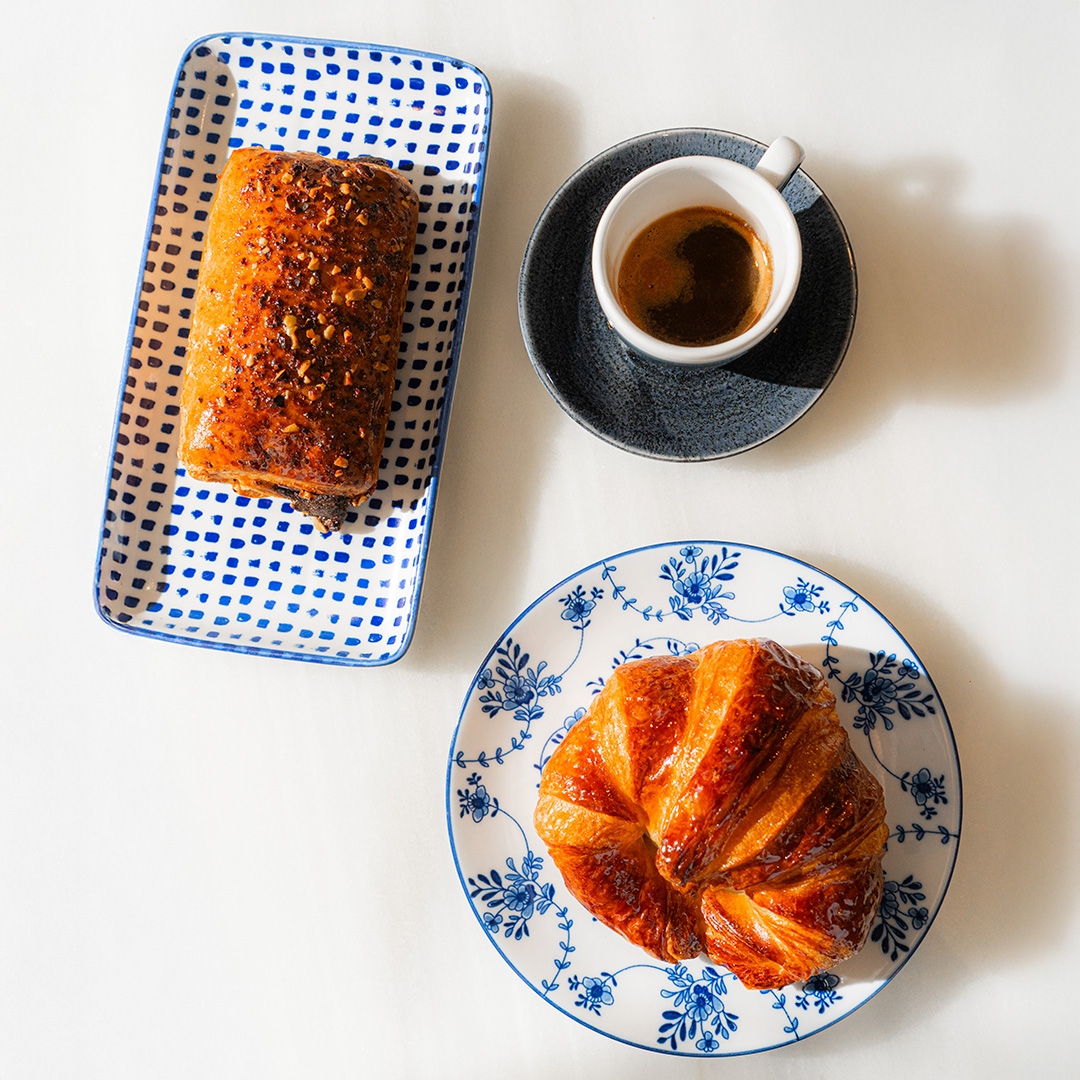 Café + Croissant o Napolitana Chocolate